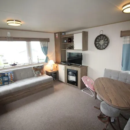 בית נופש Lovely 3 Bed Caravan, Filey הנממבי