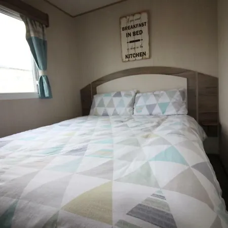 Lovely 3 Bed Caravan, Filey בית נופש *